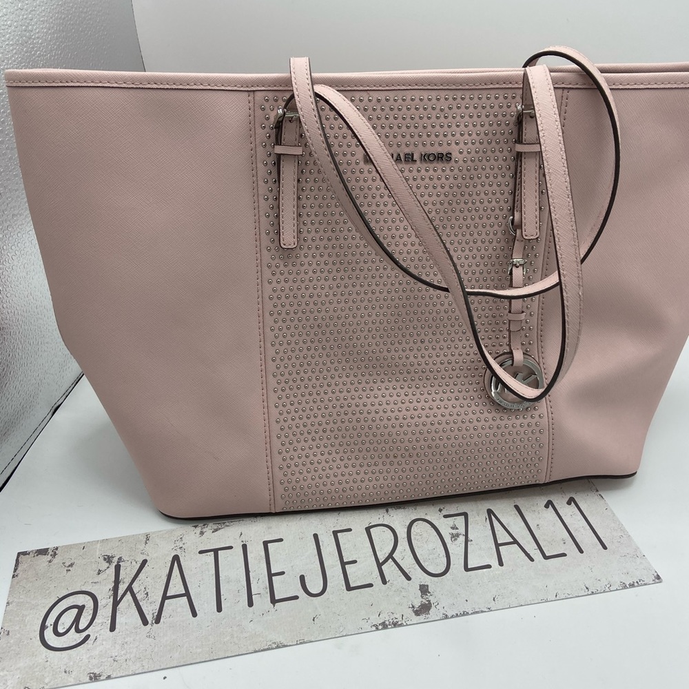 Michael kors tote 🐼*
